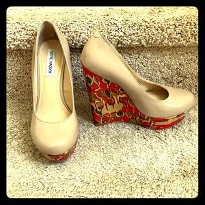 Steve Madden wedges